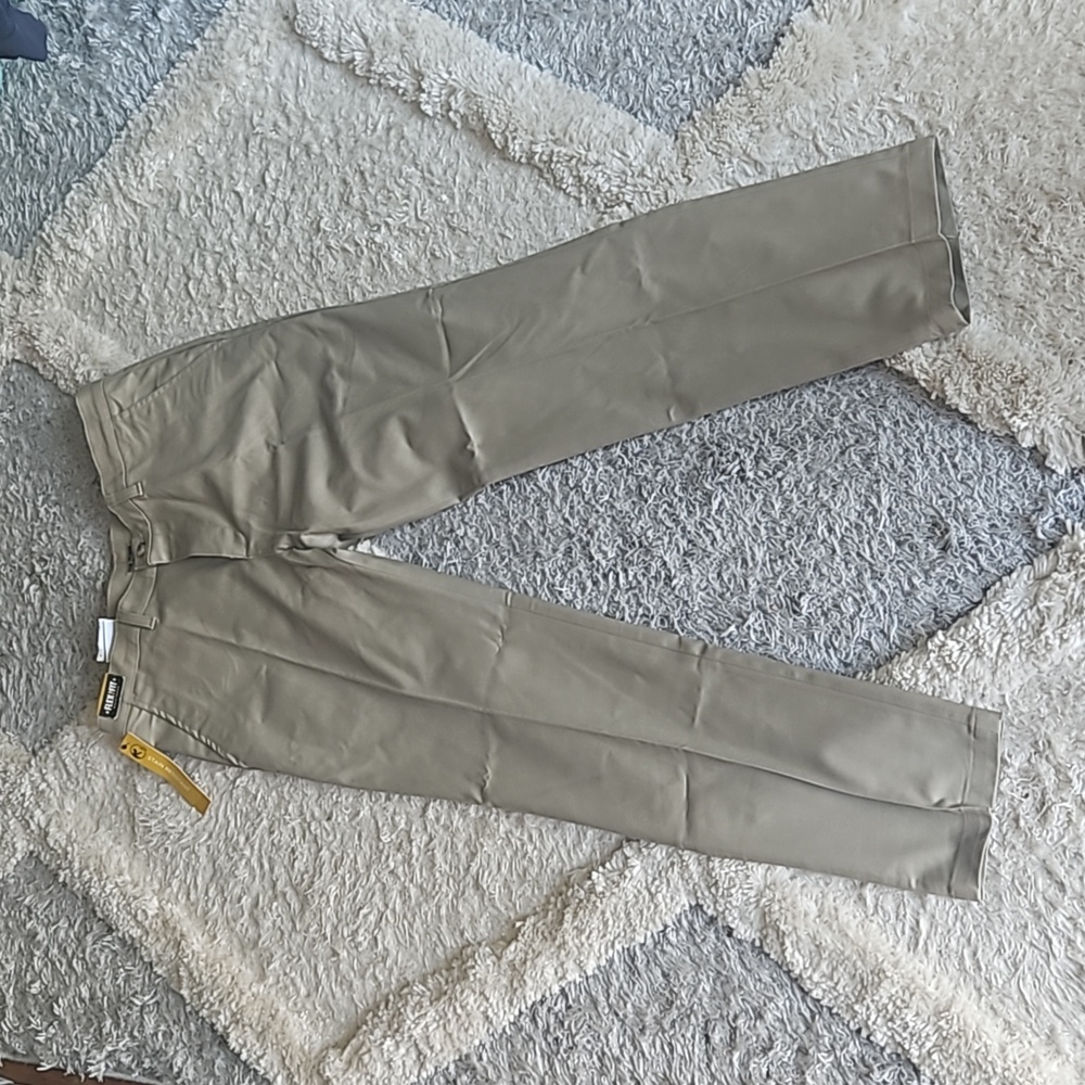 Lee Total Freedom Slim Fit Khaki Pants - Size 33x32